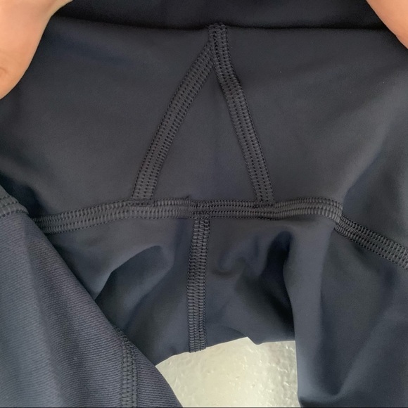 Lululemon Sheer Will Tight Size 6 - Picture 7 of 12